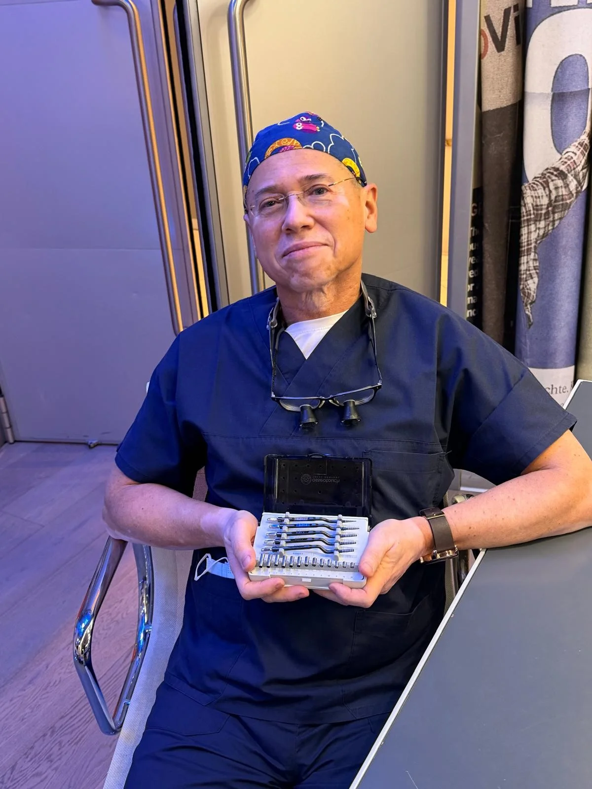 Dr. Roberto Abundo